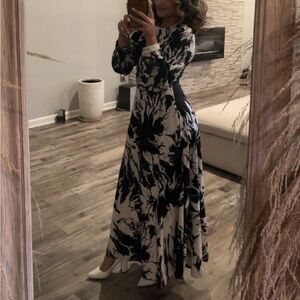 Chiquease Floral Print Mock Neck Lantern Sleeve
Dress